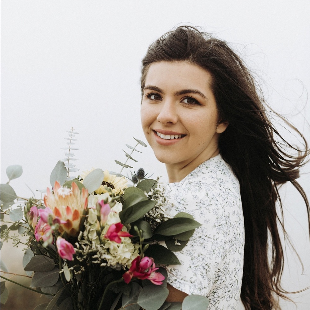 Meet your Posher, Alissa